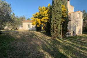 Picture of listing #329353557. Appartment for sale in Arles