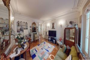 Picture of listing #329355321. Appartment for sale in Paris