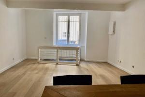 Picture of listing #329355607. Appartment for sale in Bordeaux