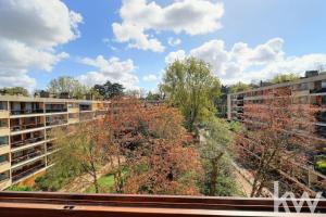 Picture of listing #329362422. Appartment for sale in La Celle-Saint-Cloud