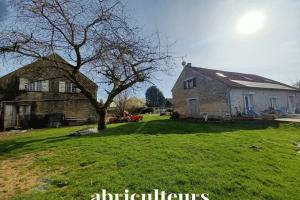 Picture of listing #329362855. House for sale in Provins