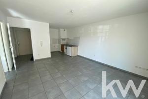 Thumbnail of property #329363509. Click for details