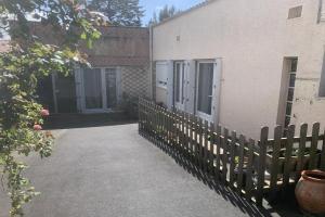 Thumbnail of property #329365329. Click for details