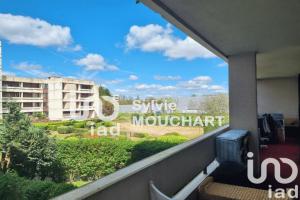 Picture of listing #329365457. Appartment for sale in Élancourt