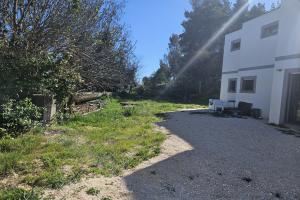Thumbnail of property #329370937. Click for details