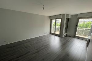 Picture of listing #329379979. Appartment for sale in Charenton-le-Pont