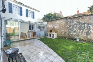 Picture of listing #329380521. House for sale in Luçon