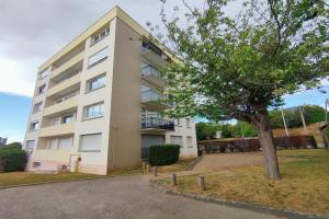 Picture of listing #329385779. Appartment for sale in Évreux