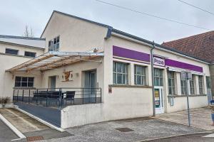 Picture of listing #329390904. Business for sale in Beaujeu-Saint-Vallier-Pierrejux-et-Quitteur