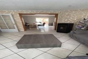 Thumbnail of property #329391709. Click for details
