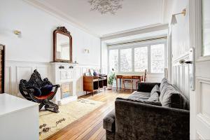 Picture of listing #329394280. Appartment for sale in Paris