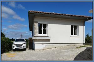 Picture of listing #329403611. House for sale in Chalais