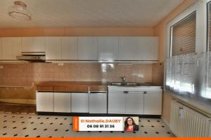 Thumbnail of property #329403698. Click for details