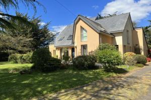 Picture of listing #329408154. House for sale in Noyal-Châtillon-sur-Seiche