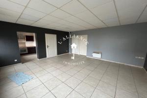 Thumbnail of property #329410221. Click for details