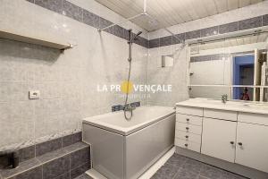 Picture of listing #329410395. Appartment for sale in Trets