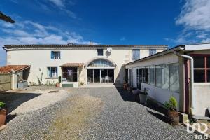 Photo de l'annonce nº 329413043. Maison à vendre sur Salignac-sur-Charente