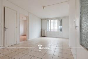 Photo de l'annonce nº 329432543. Appartement à vendre sur Châteauroux