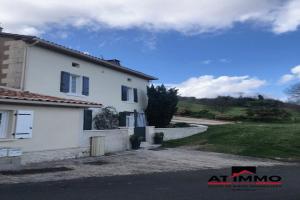 Picture of listing #329434011. House for sale in Chalais