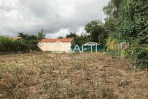 Picture of listing #329440577. Land for sale in Saint-Julien-de-Concelles