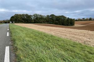 Picture of listing #329441180. Land for sale in Maintenon
