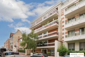 Picture of listing #329442312. Appartment for sale in Le Vésinet
