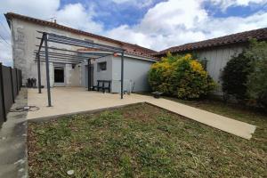 Picture of listing #329442701. House for sale in Vitrac-Saint-Vincent