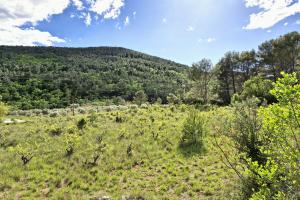 Picture of listing #329448282. Land for sale in Cuers