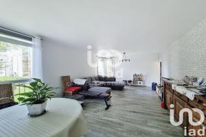 Picture of listing #329456427. Appartment for sale in Avon