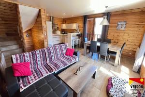 Picture of listing #329457102. Appartment for sale in Allos