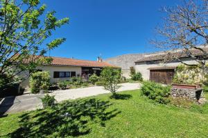 Picture of listing #329465595. House for sale in Civrac-en-Médoc