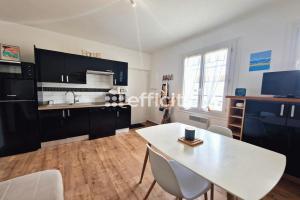 Picture of listing #329469911. Appartment for sale in Royan
