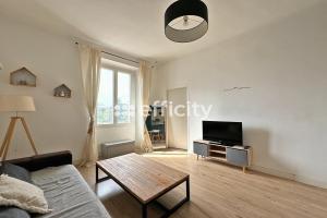 Picture of listing #329469951. Appartment for sale in Marseille