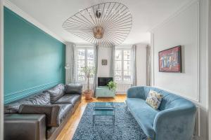 Picture of listing #329473846. Appartment for sale in Paris