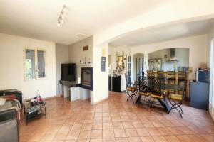 Picture of listing #329479920. Appartment for sale in Cabasse