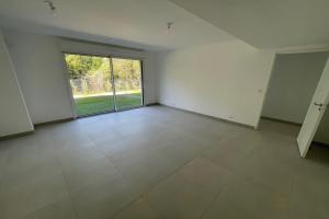 Thumbnail of property #329488168. Click for details