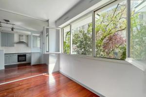 Picture of listing #329489190. Appartment for sale in Paris