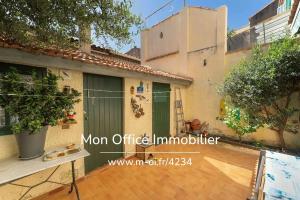 Picture of listing #329505147. House for sale in Marseille