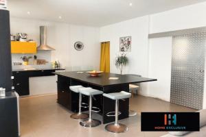 Picture of listing #329508130. Appartment for sale in Biarritz
