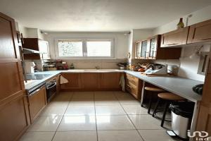 Picture of listing #329510014. Appartment for sale in Avon