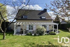 Picture of listing #329510141. House for sale in Janzé