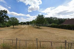 Picture of listing #329526322. Land for sale in Charbuy