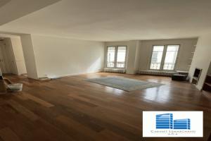 Picture of listing #329532612. Appartment for sale in Paris