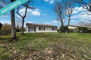 Picture of listing #329535465. House for sale in Saint-Médard-en-Jalles