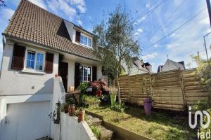 Picture of listing #329540325. House for sale in Champs-sur-Marne