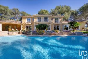 Picture of listing #329540797. House for sale in Mougins