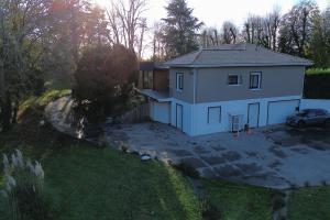 Thumbnail of property #329546004. Click for details