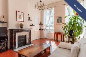 Picture of listing #329554504. Appartment for sale in Marseille