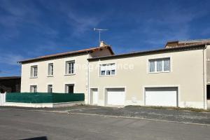 Picture of listing #329557125. Building for sale in Poitiers