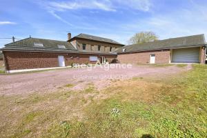 Picture of listing #329557137. Building for sale in Doullens
